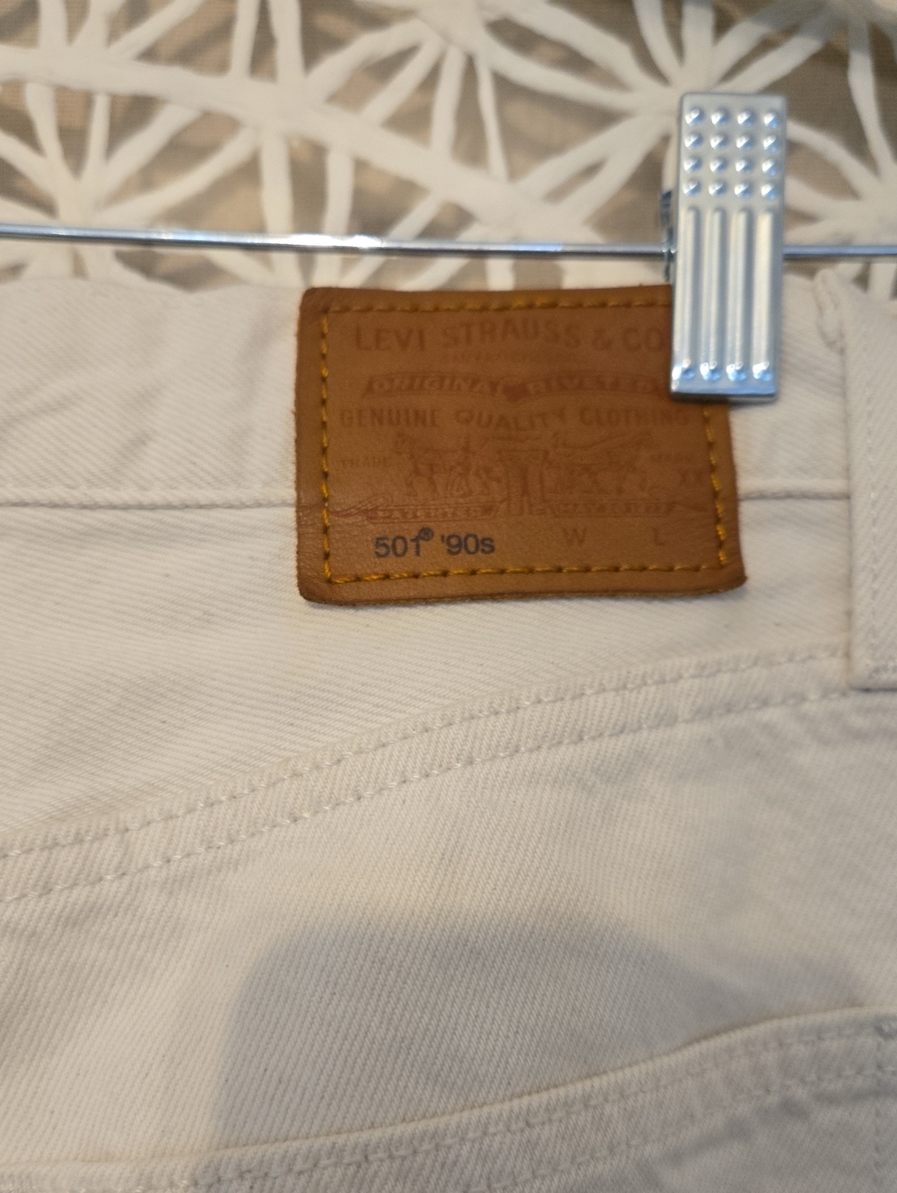 Levi’s 501 ’90s Women’s Jeans Ecru Booper White Button Fly Size 24 - Picture 9 of 12
